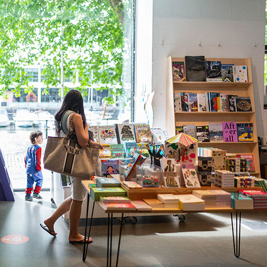 Arnolfini-Bookshop.-Photo-by-Lisa-Whiting-Photography-for-Arnolfini.-All-rights-reserved-thumb
